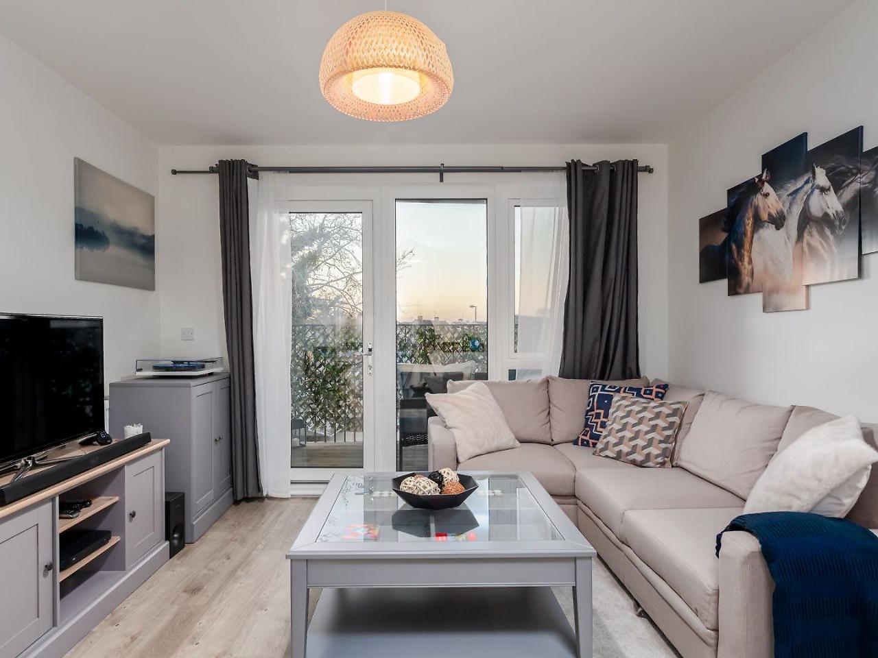 Classy Cricklewood Home London Bagian luar foto